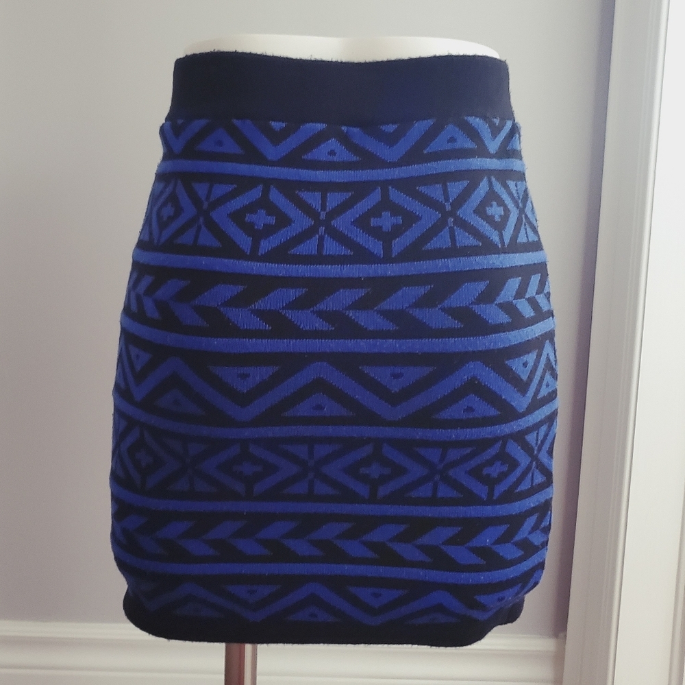 Vintage High Rise Geometric Knit Skirt
